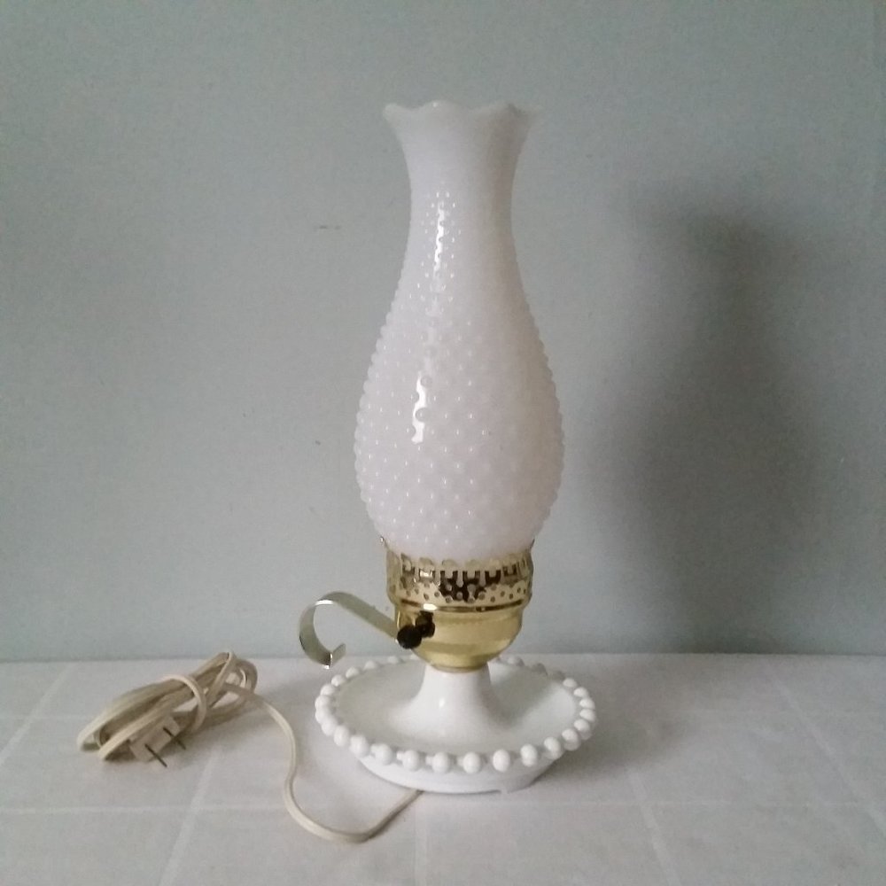 Vintage 13.5" Milk Glass Electric Hurricane Style Boudoir Table Lamp